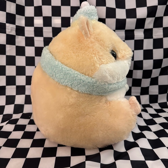 Amuse hamster winter plushie - Picture 5 of 6